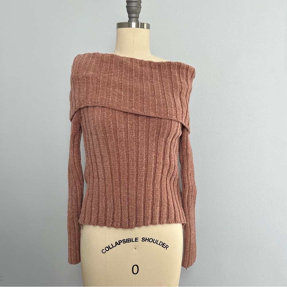 Off the shoulder fold over neckline sweater 🩰